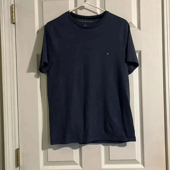 Tommy Hilfiger T-shirt, Size Small - Picture 1 of 4